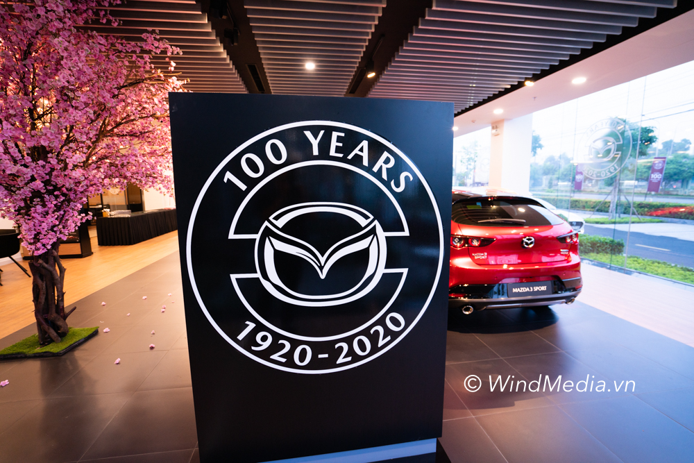 100 năm thương hiệu Mazda